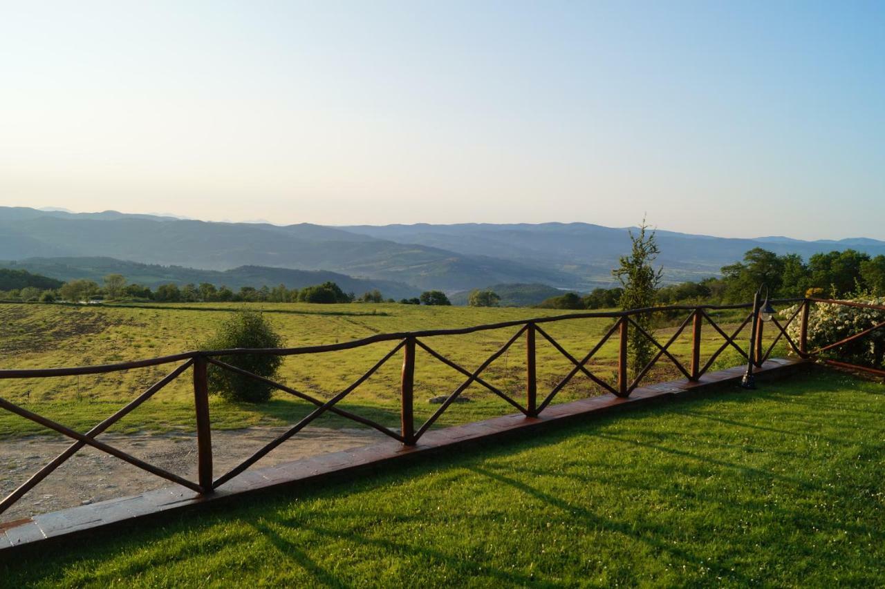 Il Borghetto Di Carra Apartment Talla Exterior photo